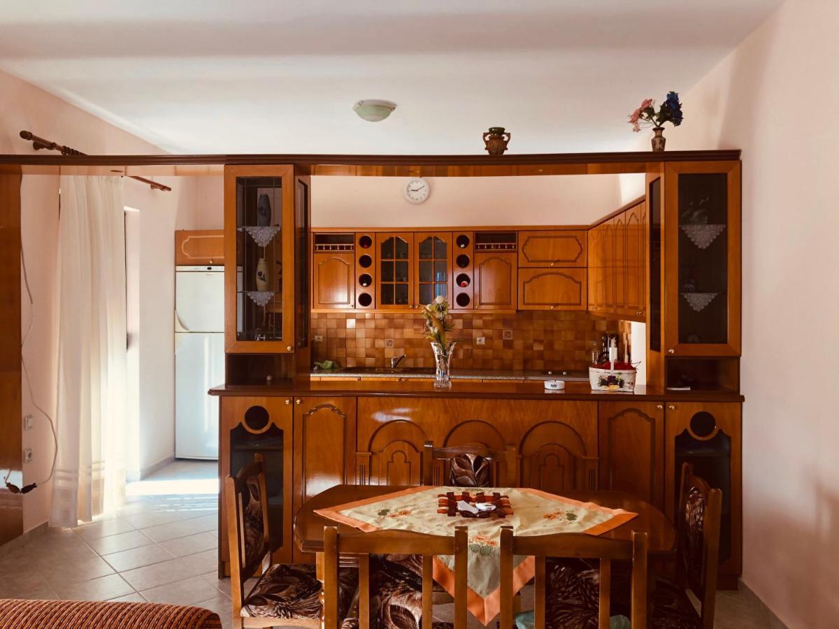 Comfort Guest Rooms Vila Hm Sarandë エクステリア 写真