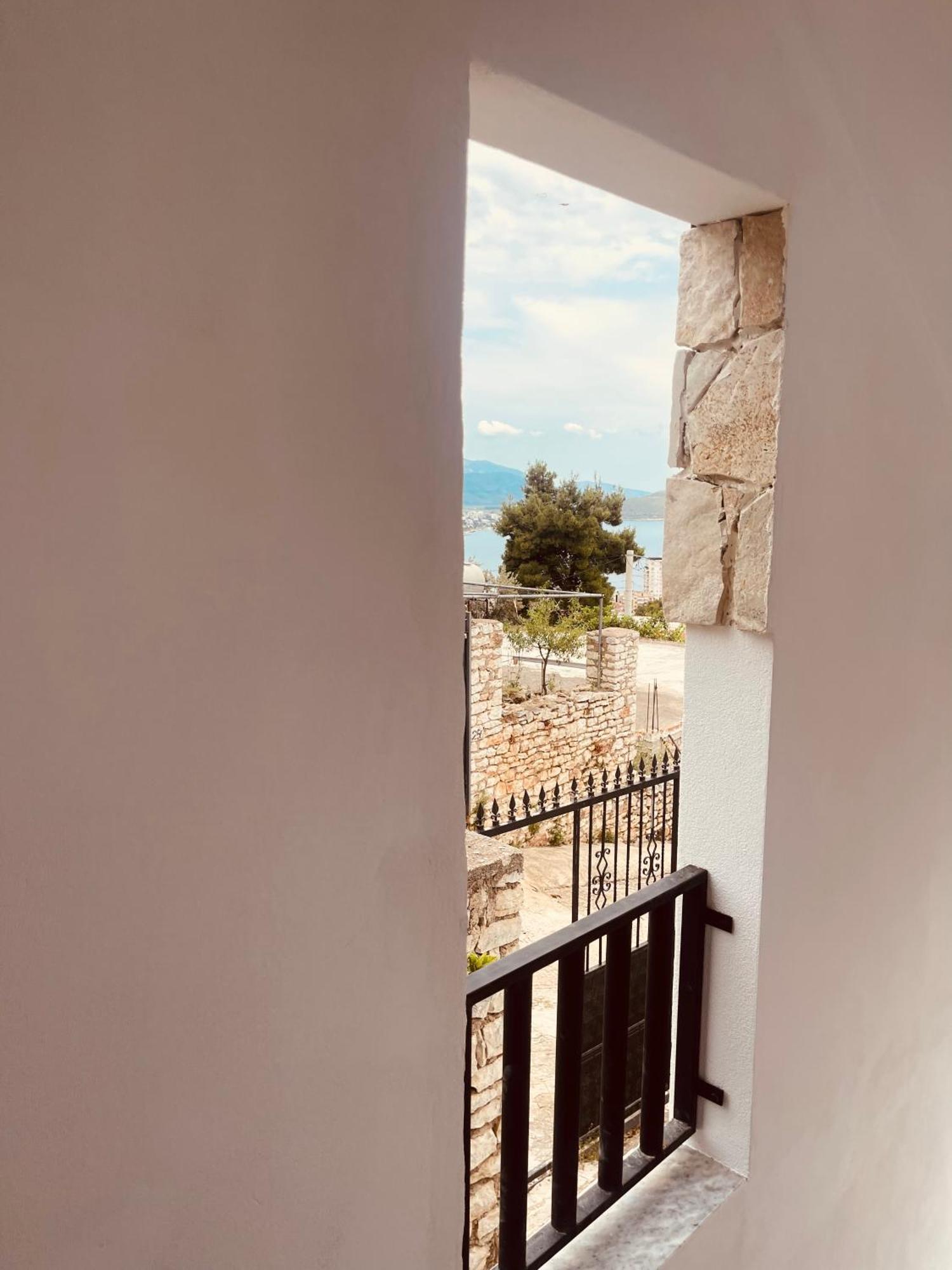 Comfort Guest Rooms Vila Hm Sarandë エクステリア 写真