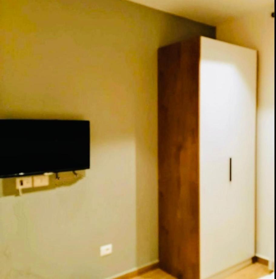 Comfort Guest Rooms Vila Hm Sarandë エクステリア 写真
