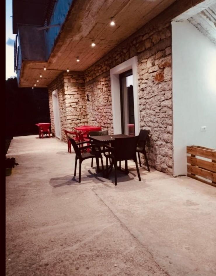 Comfort Guest Rooms Vila Hm Sarandë エクステリア 写真